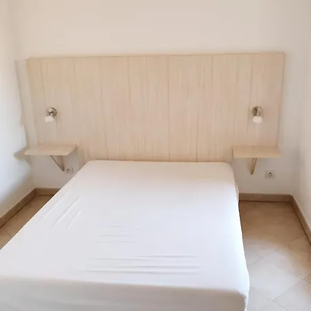 Appart Classe 3 Etoiles T2 Cabine 1-6 Pers Avec Piscine - Parking Apartment Roquebrune-sur-Argens