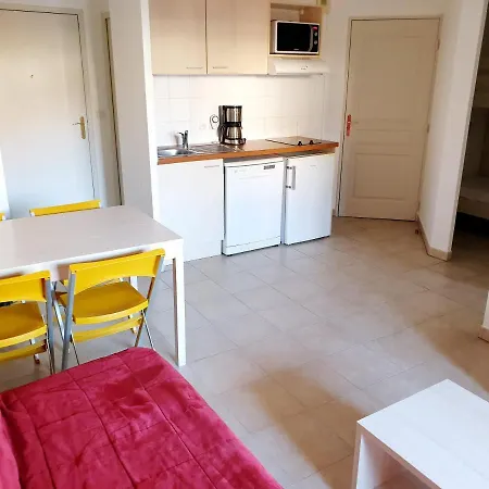 Appart Classe 3 Etoiles T2 Cabine 1-6 Pers Avec Piscine - Parking Apartment Roquebrune-sur-Argens