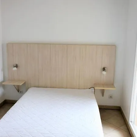 Appart Classe 3 Etoiles T2 Cabine 1-6 Pers Avec Piscine - Parking * Roquebrune-sur-Argens