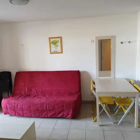 Apartment Appart Classe 3 Etoiles T2 Cabine 1-6 Pers Avec Piscine - Parking Roquebrune-sur-Argens